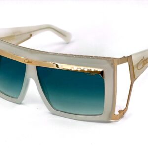 300- limited edition 57/100